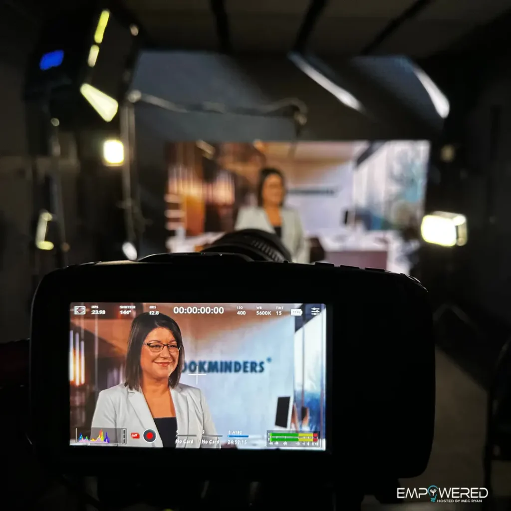 Behind the scenes 4 2